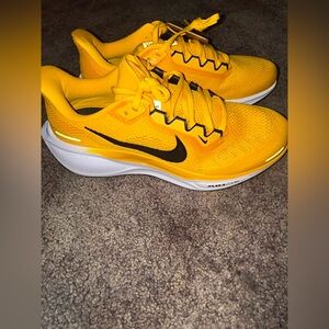 Nike Air Zoom Yellow and Black Sneakers
